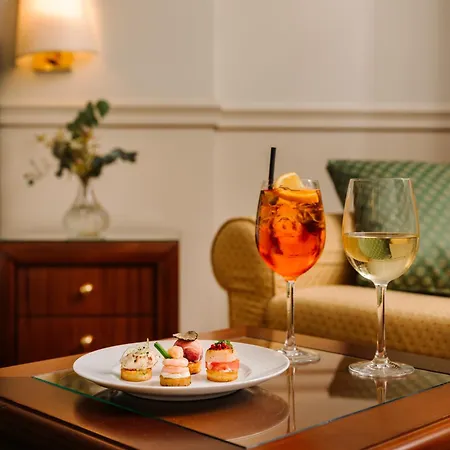 Barchetta Excelsior Côme