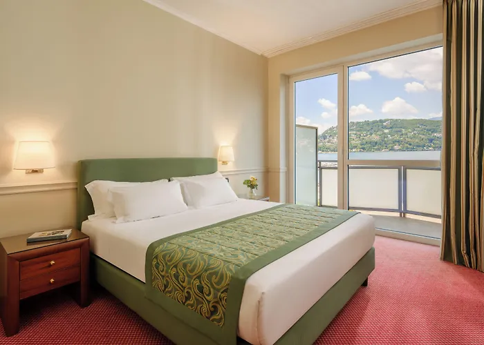 Barchetta Excelsior Hotel 4*