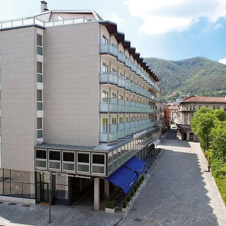 Barchetta Excelsior Côme